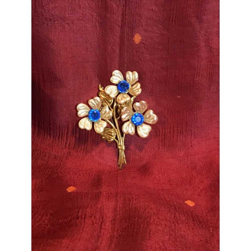 Antique 40's Bouquet Flowers Pin Blue Rhinestone … - image 4