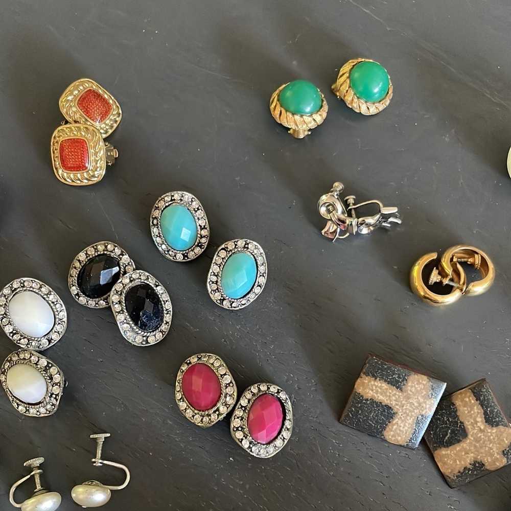 Lot of 26 pairs Vintage Clip On Earrings - image 4