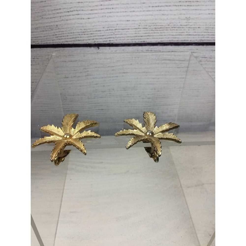 Vintage Sarah Coventry Leaf Clip On Earrings - image 5