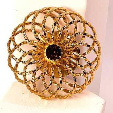 Vintage Gold Tone Flower Brooch Pin Sunburst Swirl