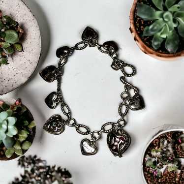 Gorgeous vintage silver heart charm bracelet