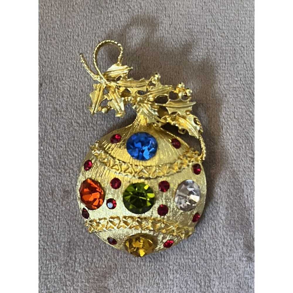 Vintage Christmas Ornament Brooch Pin Rhinestone … - image 1
