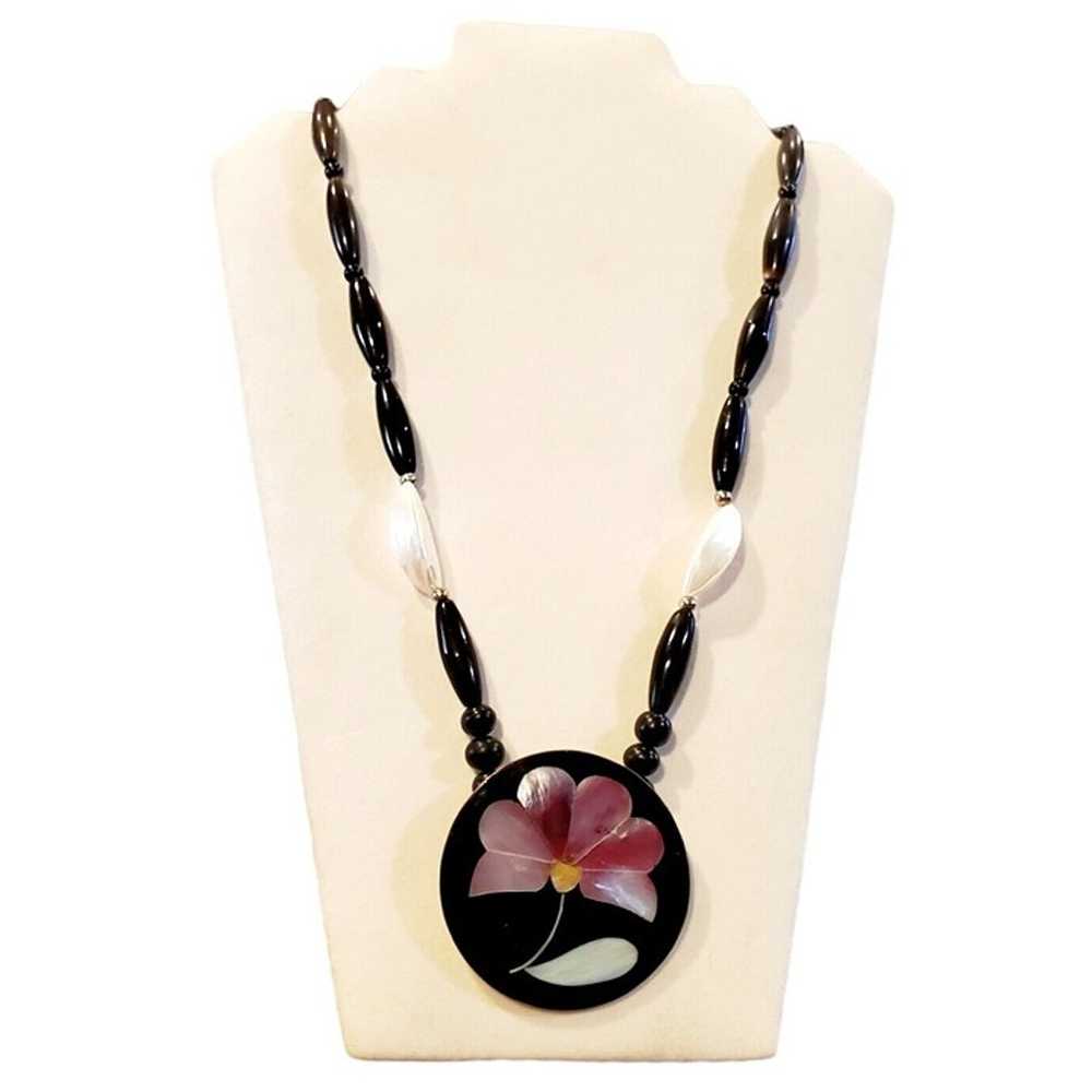 Vintage Abalone Inlay Shell Flower Beaded Necklac… - image 1