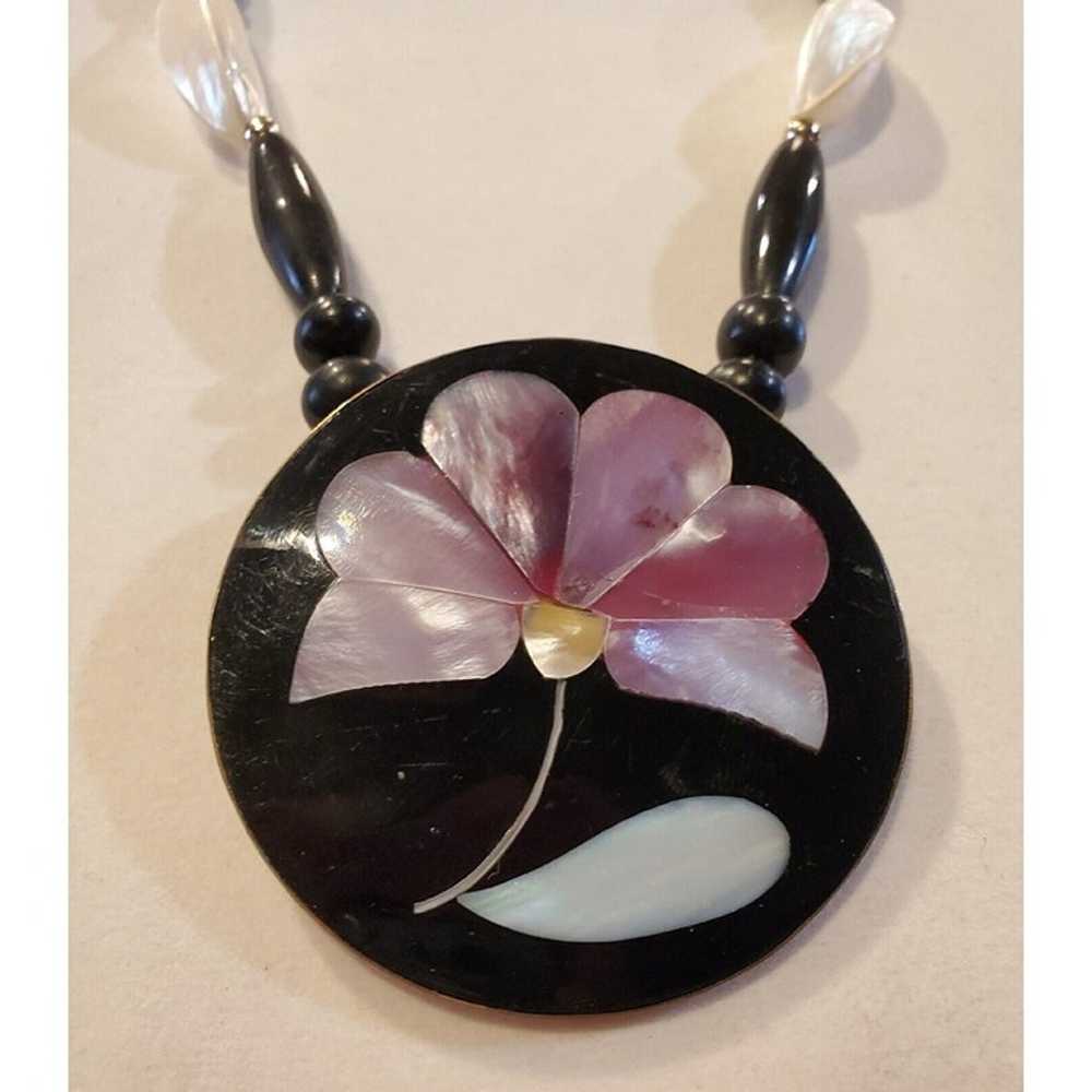 Vintage Abalone Inlay Shell Flower Beaded Necklac… - image 4