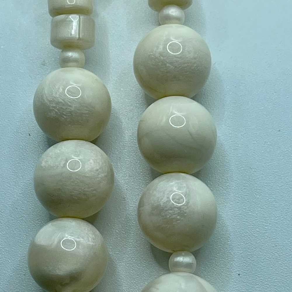 Grandma Jewelry- Beaded Womens Necklace Off-White… - image 6