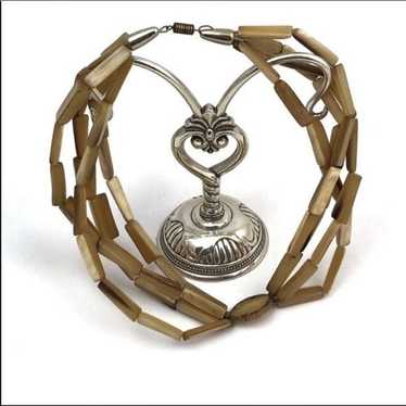 Vintage Nordstrom necklace. Polished wood resin