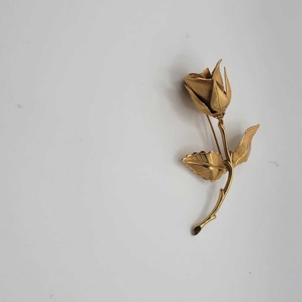 Giovanni Gold Toned Rose Brooch Pin - image 3
