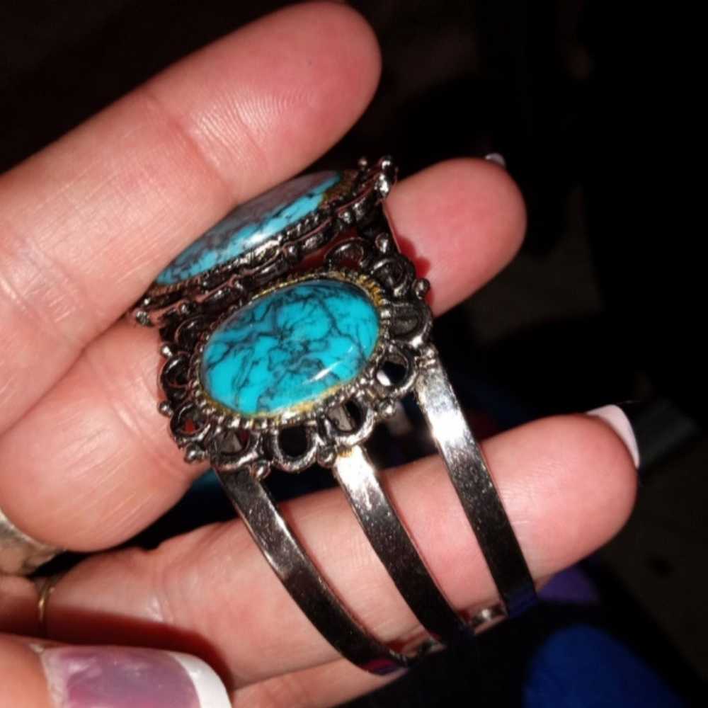 60's Vintage Faux Turquoise 3 stone cuff bracelet - image 2