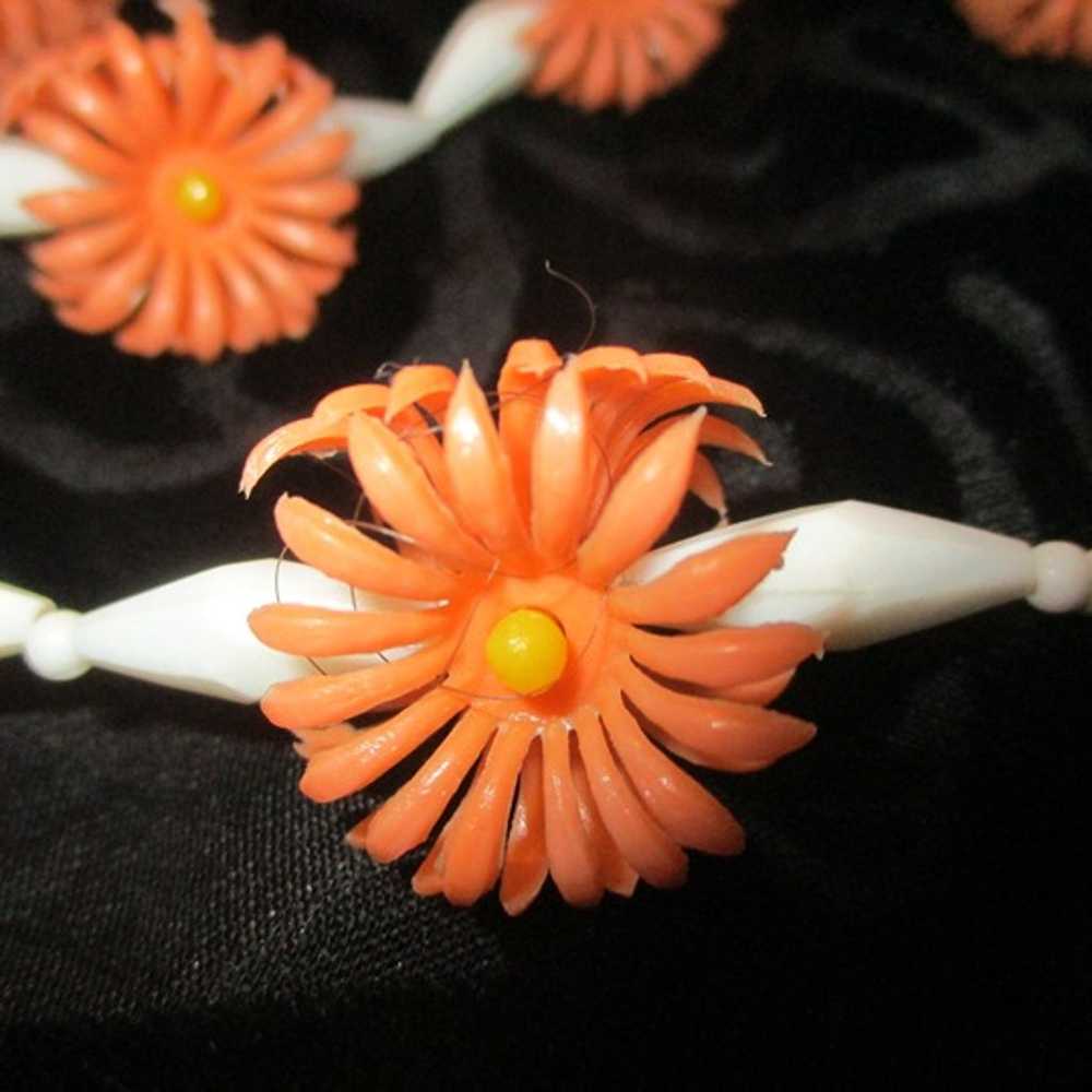 vintage cheap & cheesy orange & white  flower chi… - image 11