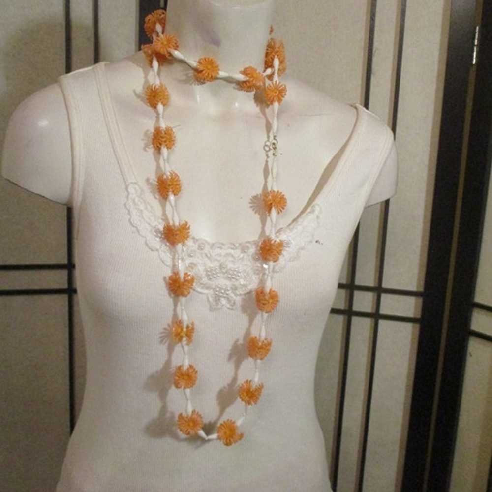 vintage cheap & cheesy orange & white  flower chi… - image 7