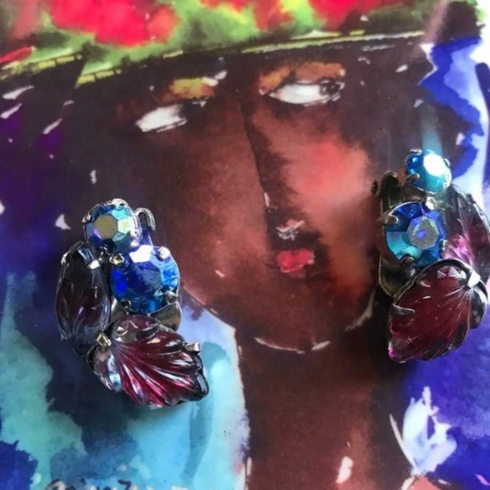Vintage beautiful Colorful Clip on Earrings - image 5