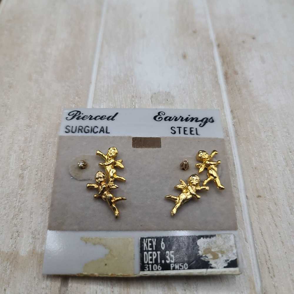 Vintage Set of cherub Pierced earrings - image 6