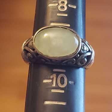 Vintage
Sterling ring w jade size 8.75 P - image 1