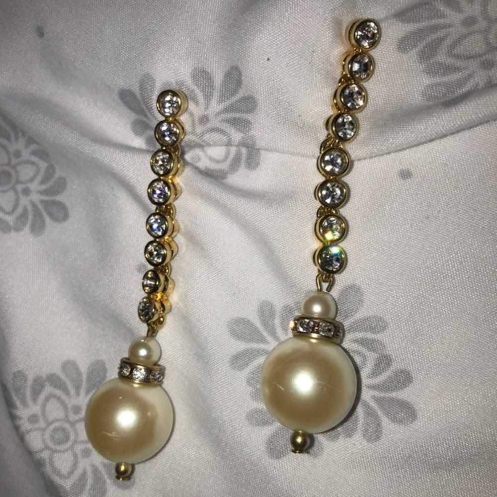 Vintage Dangle Goldtone Earrings - image 3