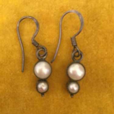 Vintage elegant pearl earrings - image 1