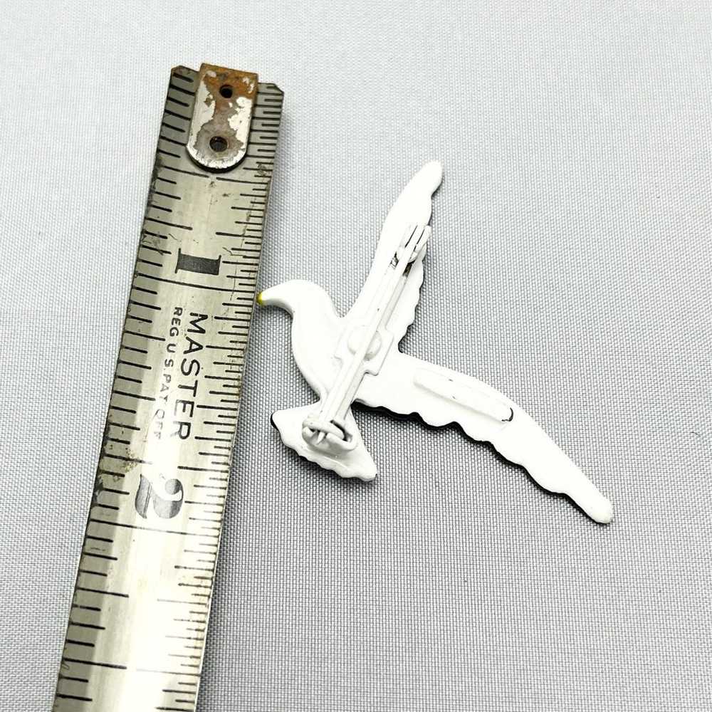 Vintage Enamel Rhinestone Seagull Bird Brooch Pin - image 3