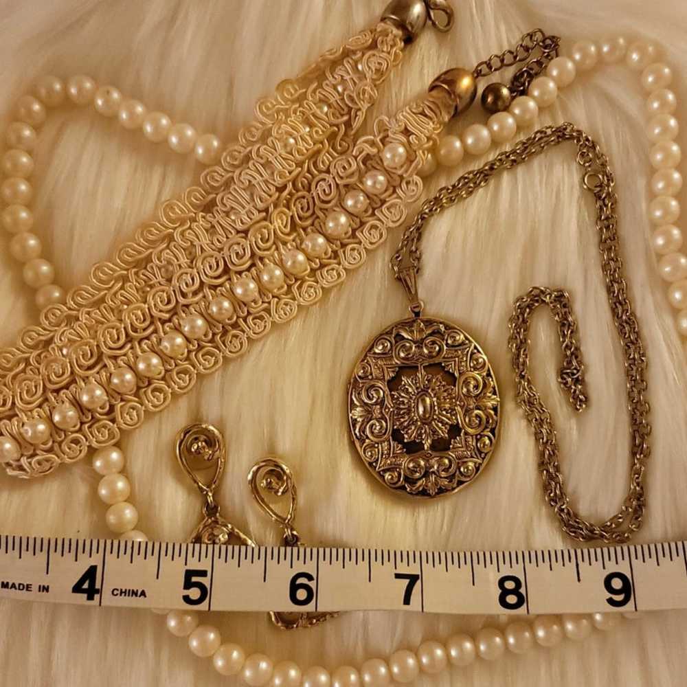 Jewelry Lot/Bundle Vintage Accessories Earrings, … - image 2