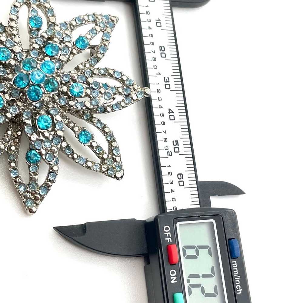 Vintage Blue and Clear Rhinestone Brooch - image 5