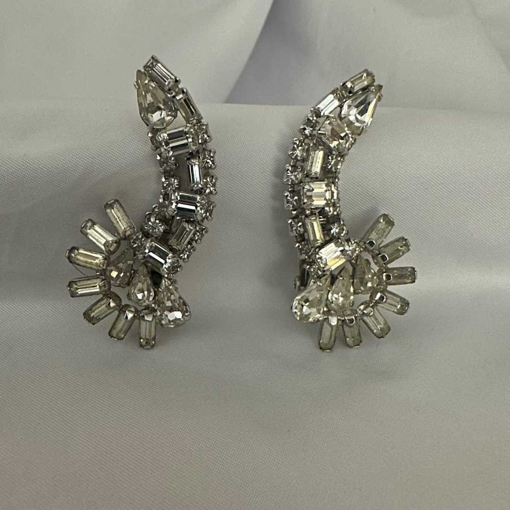 Rhinestone vintage 1950’s earrings - image 1
