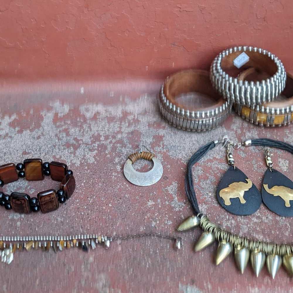 Lot of mostly vintage tribal jewelry - image 1