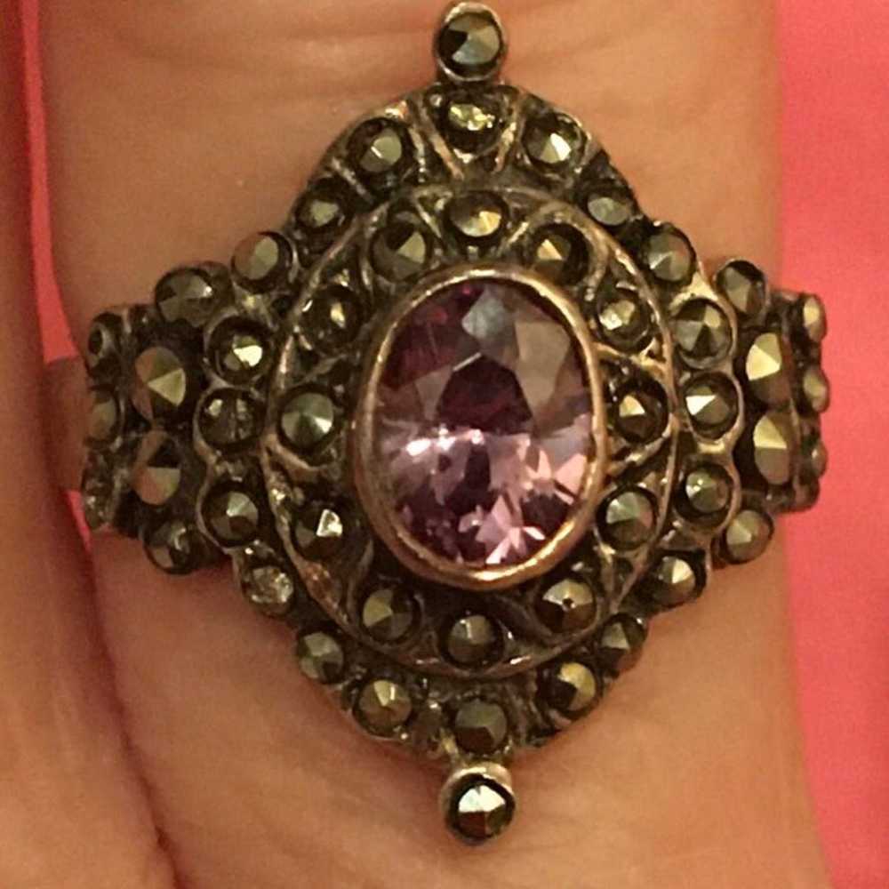 Vintage amethyst, marcasite and silver ring  size… - image 1