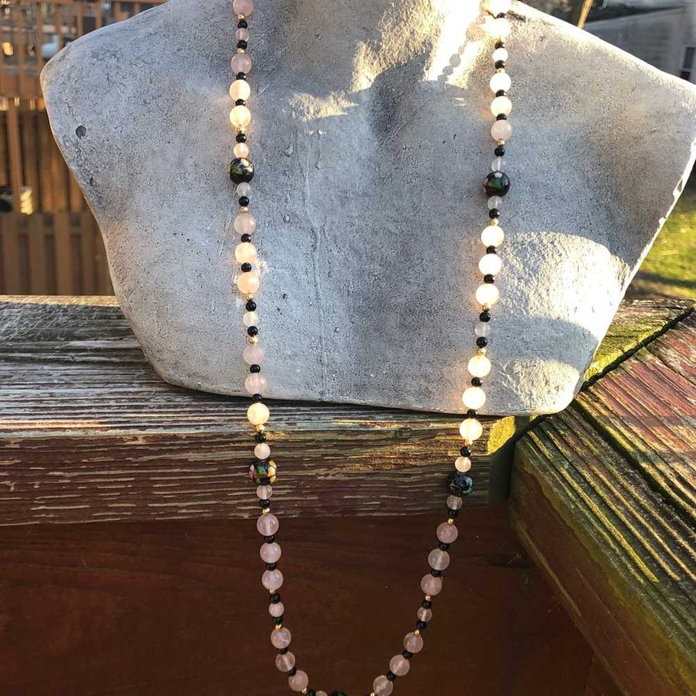 Pink quartz and cloisonné necklace - image 1