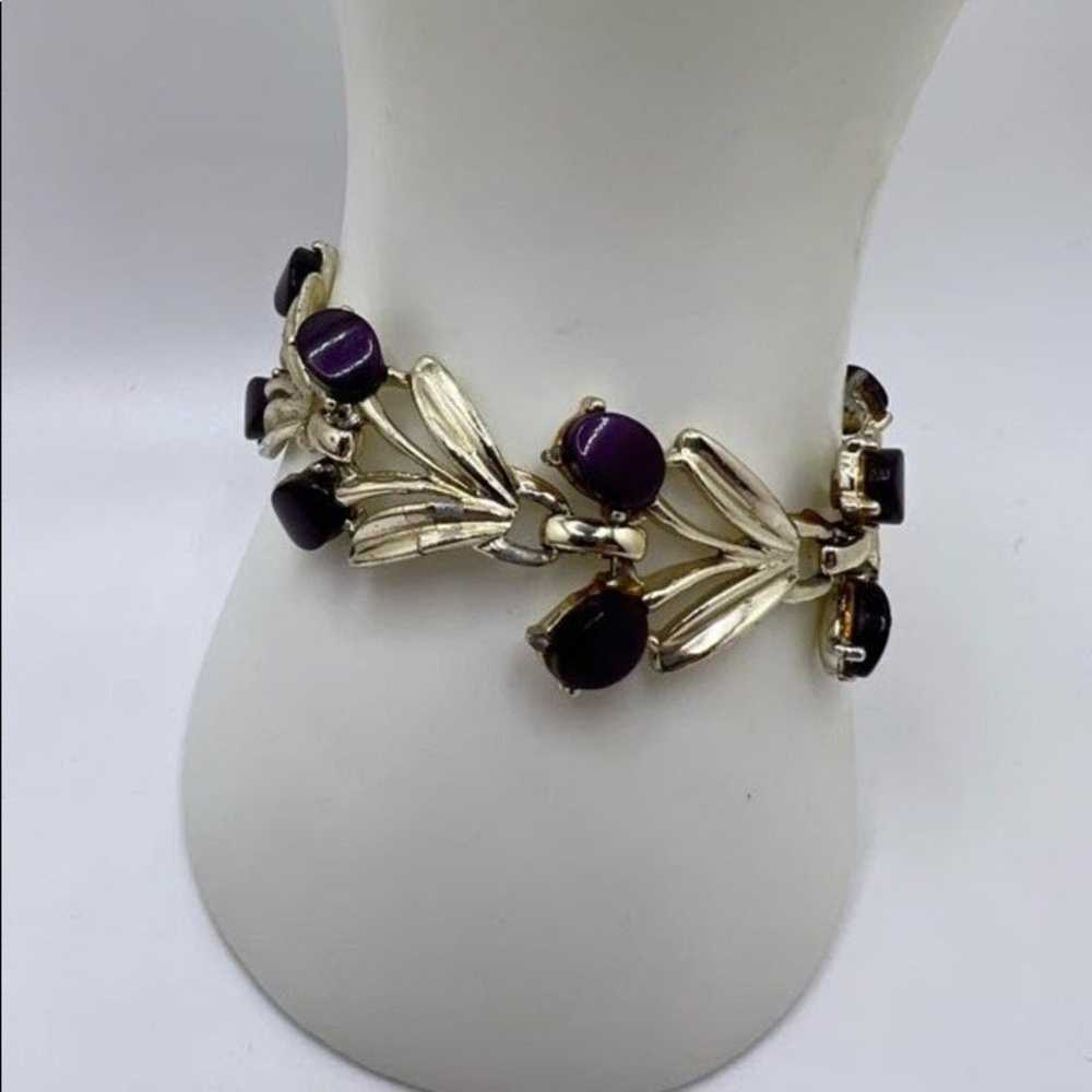 Vintage Beautiful Gold Tone Bracelet with Purple … - image 1