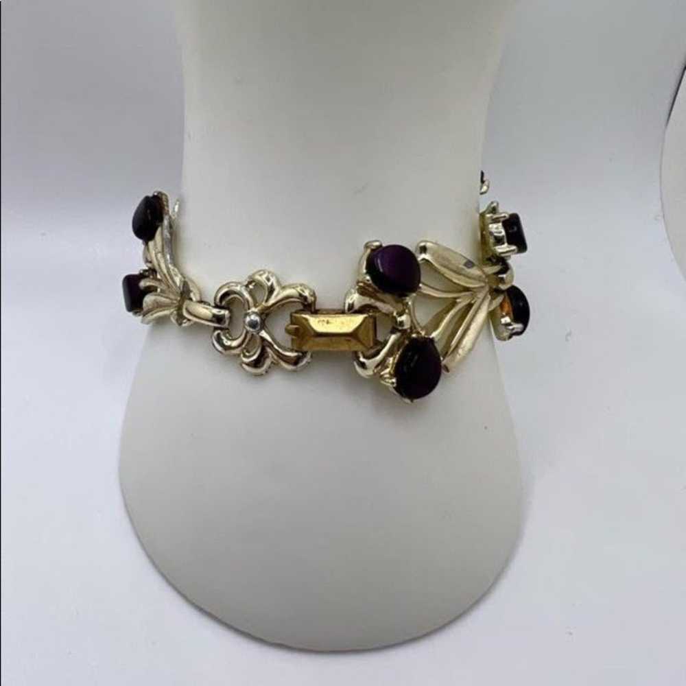 Vintage Beautiful Gold Tone Bracelet with Purple … - image 4