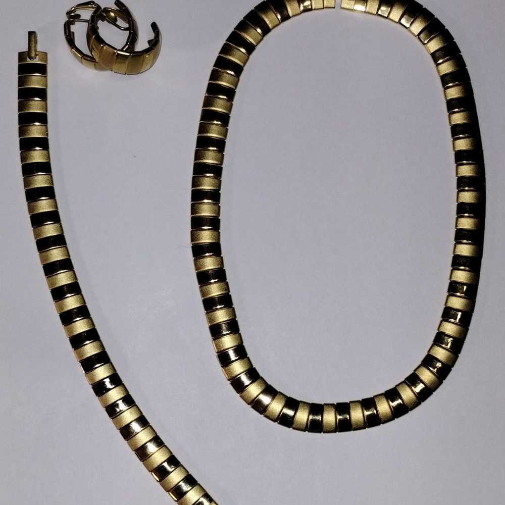 Gold Toned Matte & Glossy Omega Flexible Necklace… - image 9