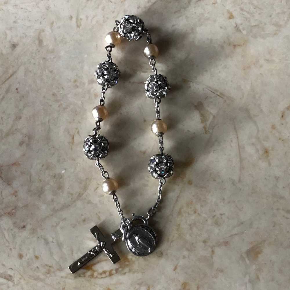 Sterling Silver Rosary Bracelet in Pearls and Cry… - image 5