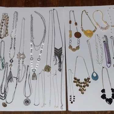 Vintage jewelry lot. I'll take best offer.