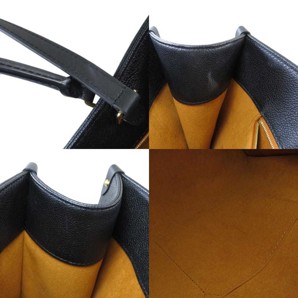 Louis Vuitton Onthego leather handbag - image 6