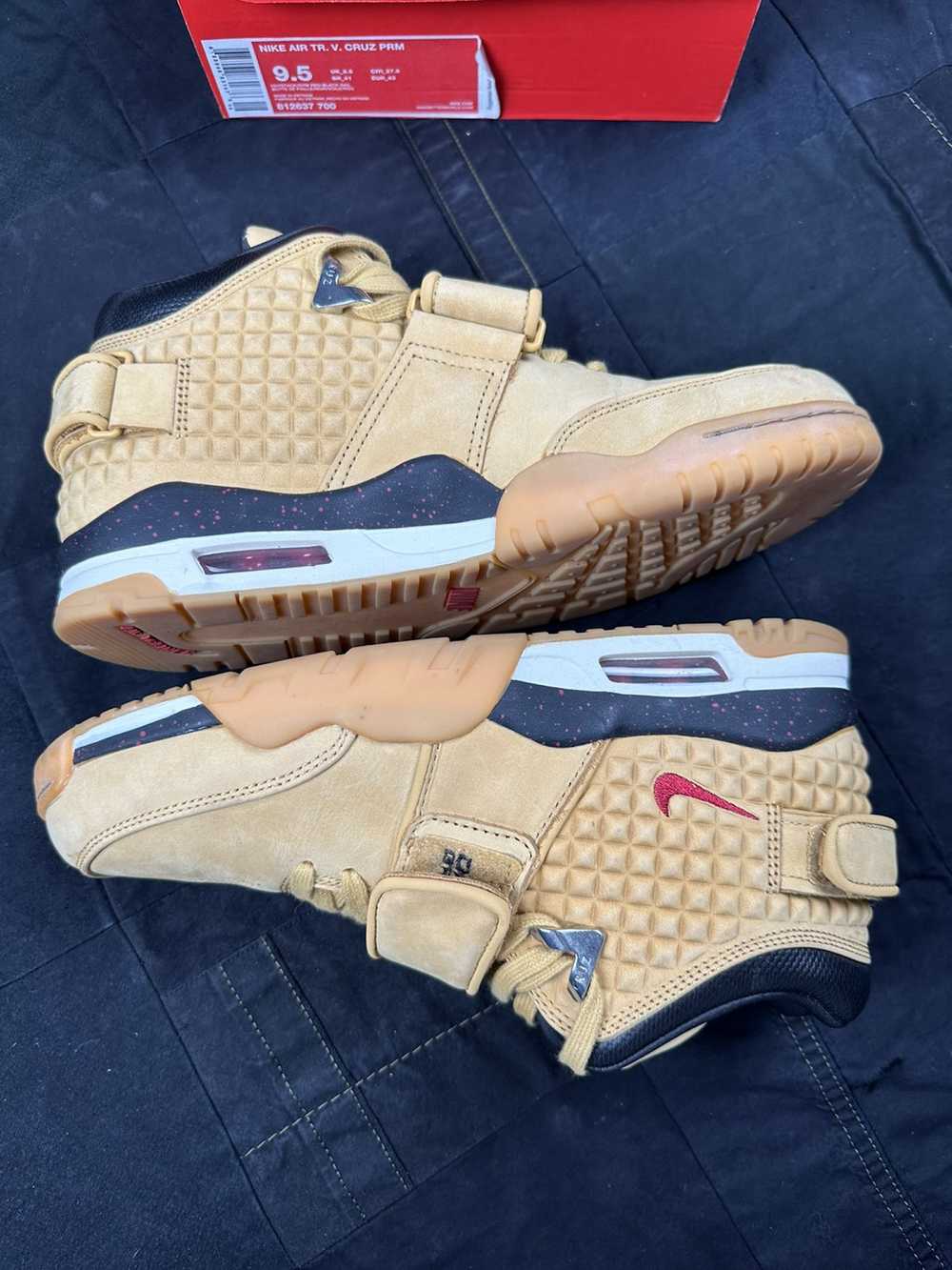 Nike Air Trainer Victor Cruz - image 5