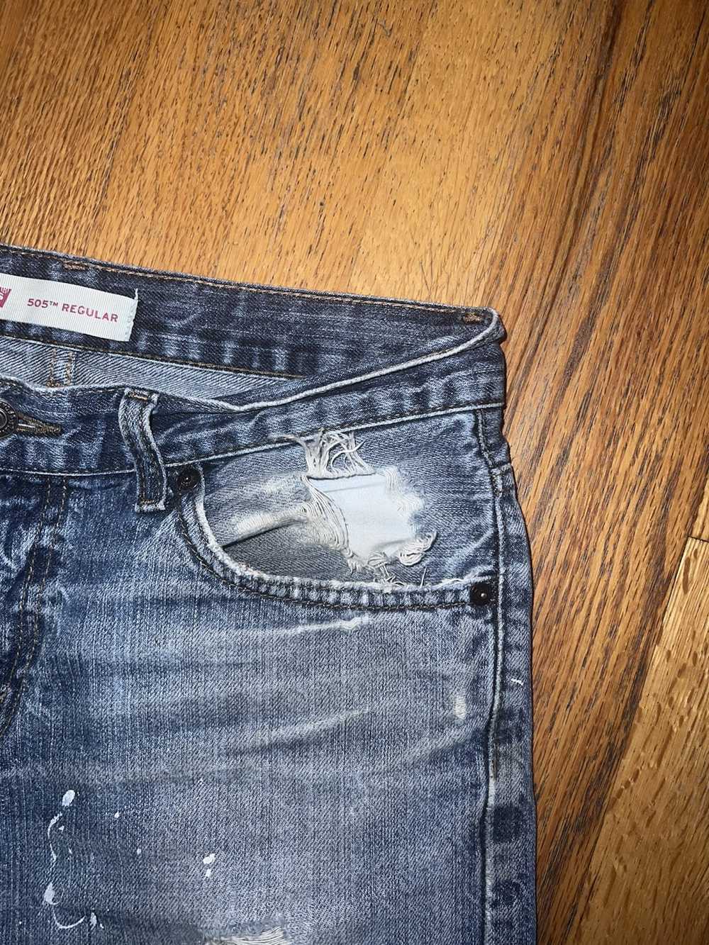 Levi's *THRASHED* Denim - image 4