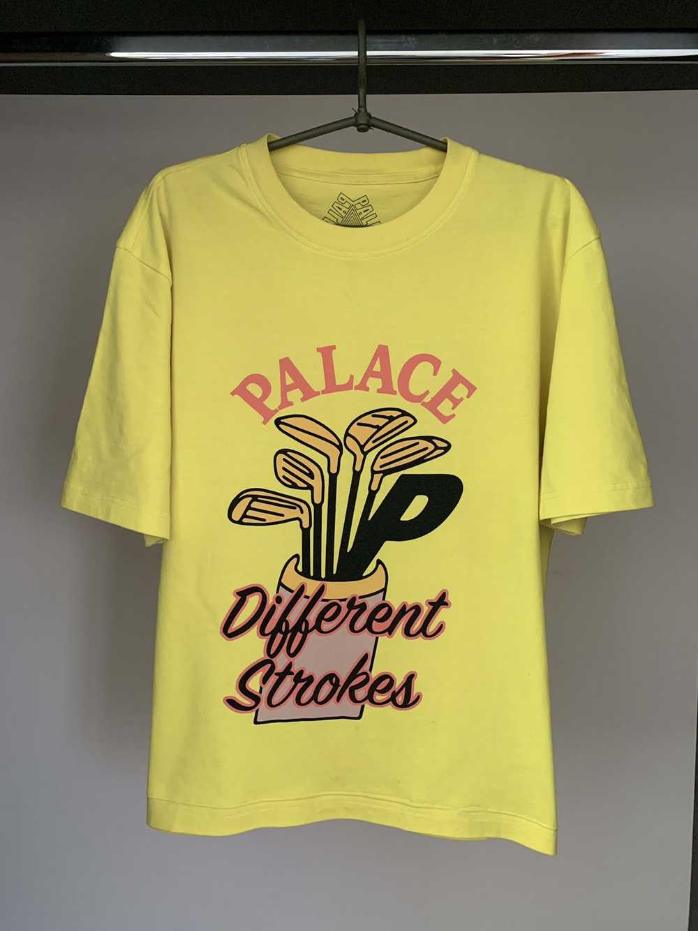 Palace × Streetwear Palace Different Strokes T-sh… - image 1