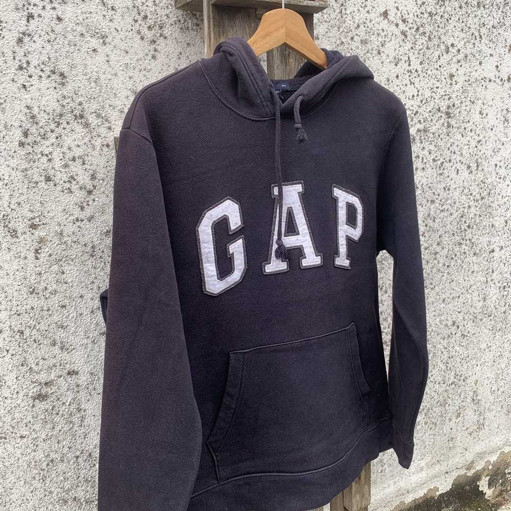 Gap × Streetwear × Vintage Y2K Gap Spell Out Blac… - image 2