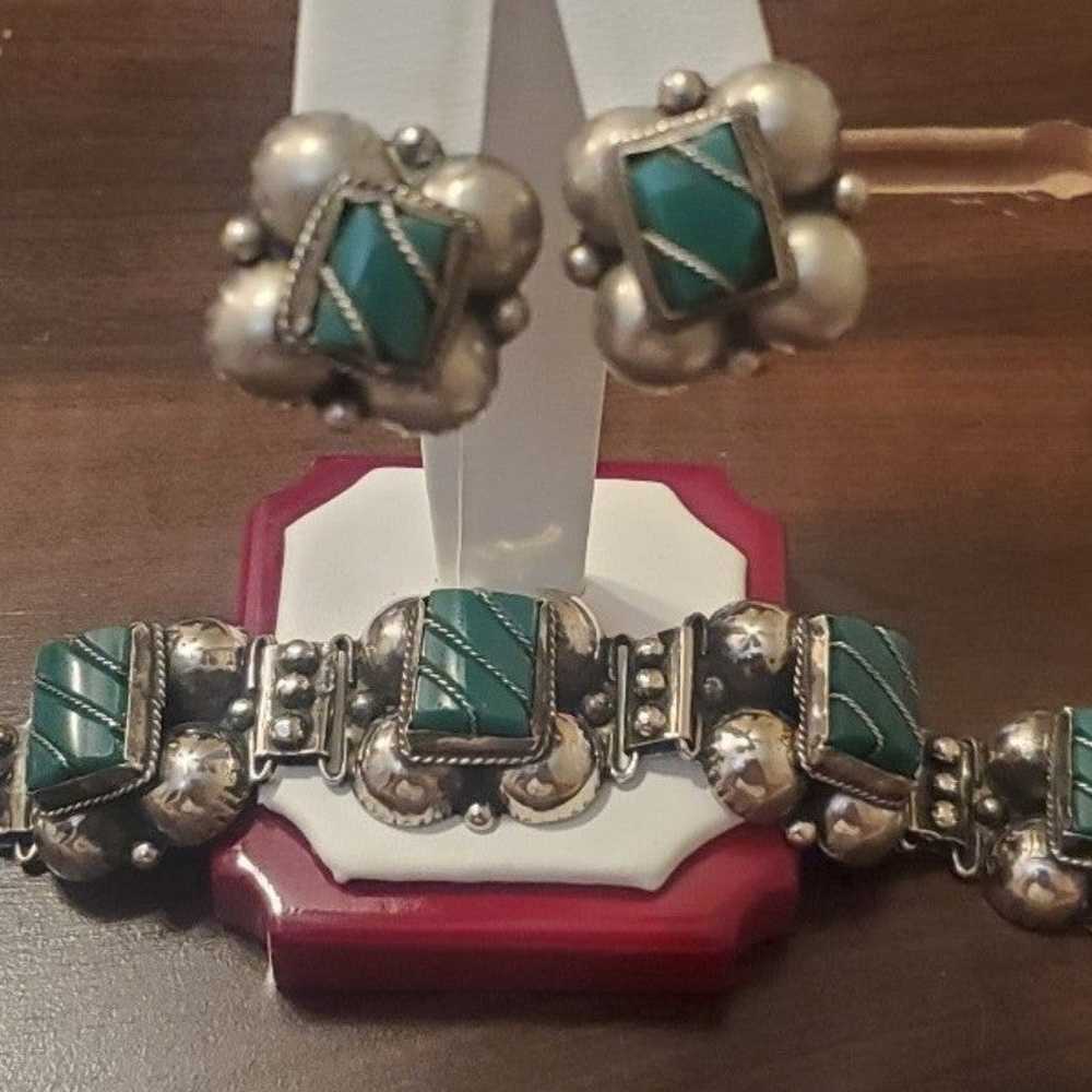Sterling Silver Vintage Aztec Malachite Bracelet … - image 1