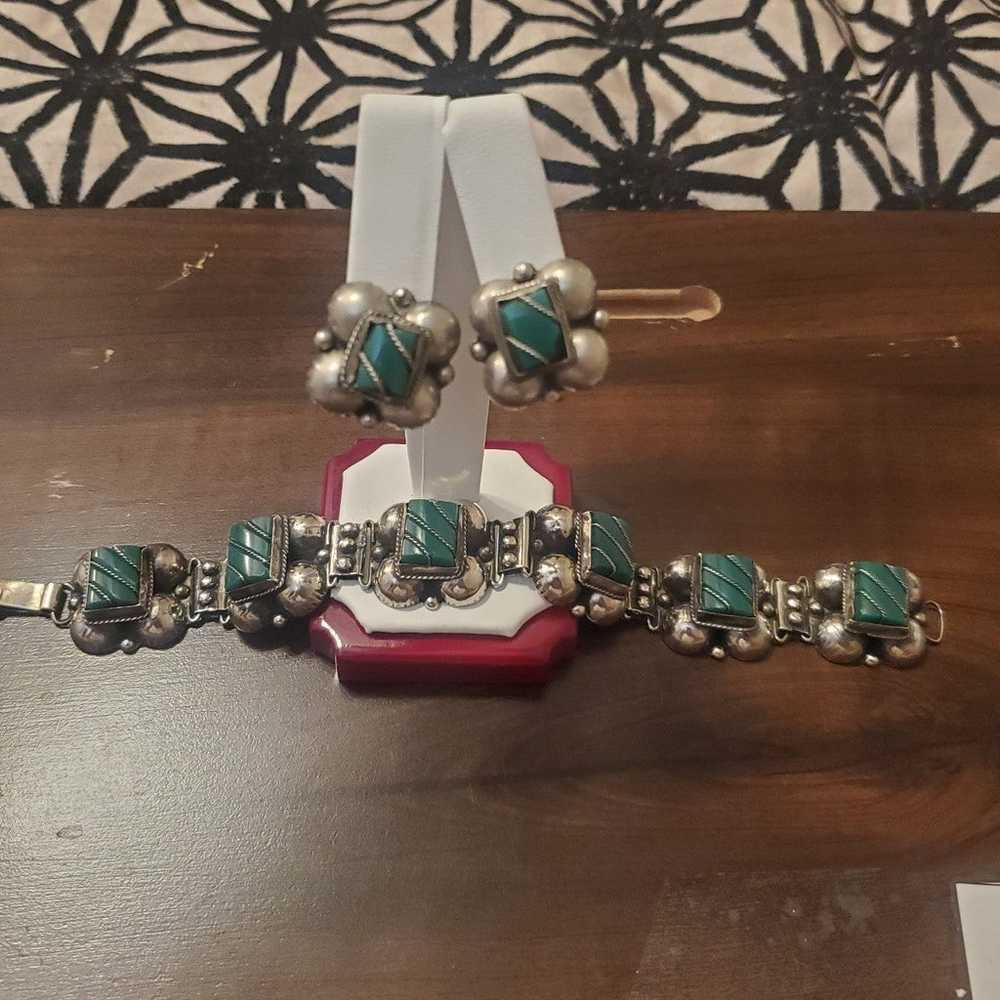 Sterling Silver Vintage Aztec Malachite Bracelet … - image 2
