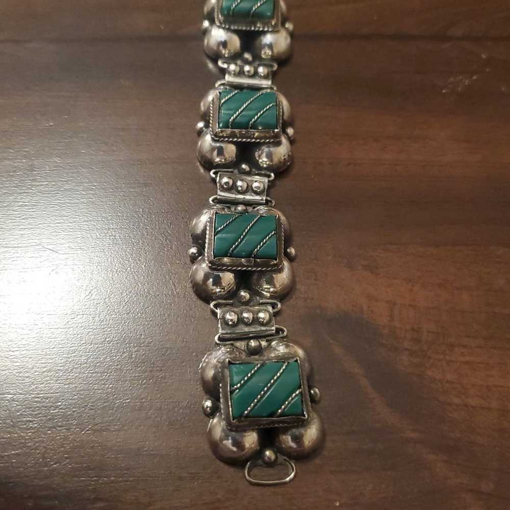 Sterling Silver Vintage Aztec Malachite Bracelet … - image 4