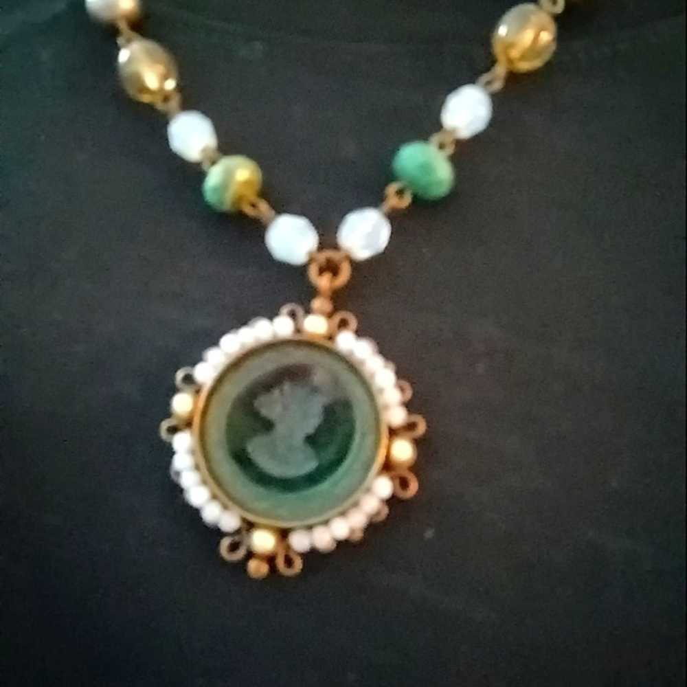 Extasia Seafoam Green Intaglio Cameo Necklace wit… - image 4