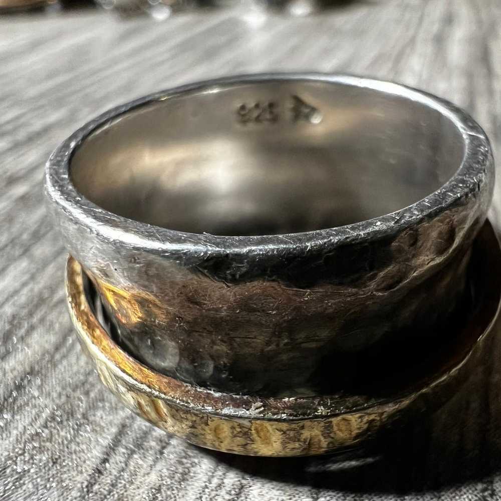 Stunning vintage Silpada hammered fidget ring - image 3