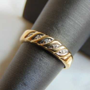 Womens 10K Gold Diamond Ring E5340 - image 1