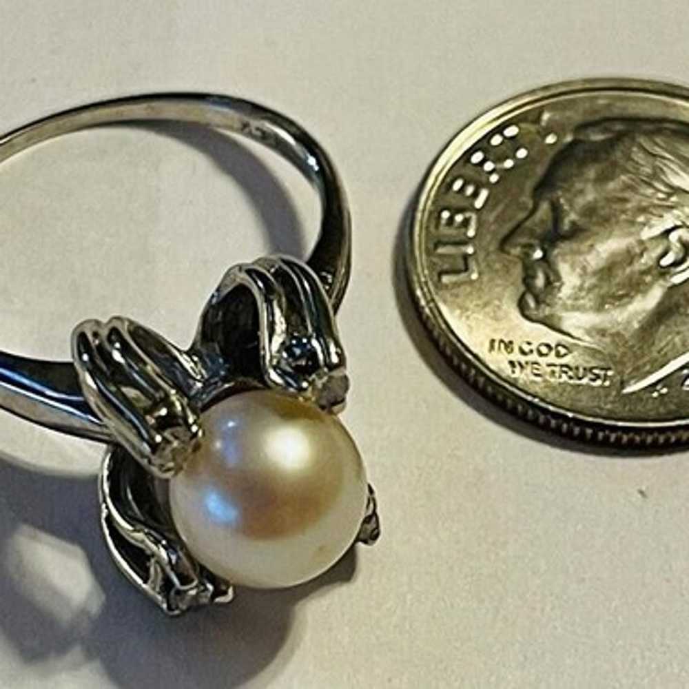Vintage Ladies 14k White Gold Ring w 8.2mm Genuin… - image 2