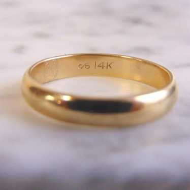 14K Yellow Gold Band Wedding Ring E4017 - image 1