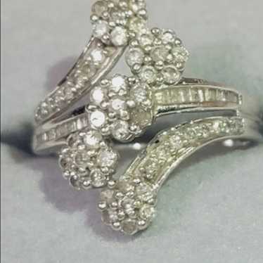 Beautiful 10K White Gold Diamond Cluster 
Really B