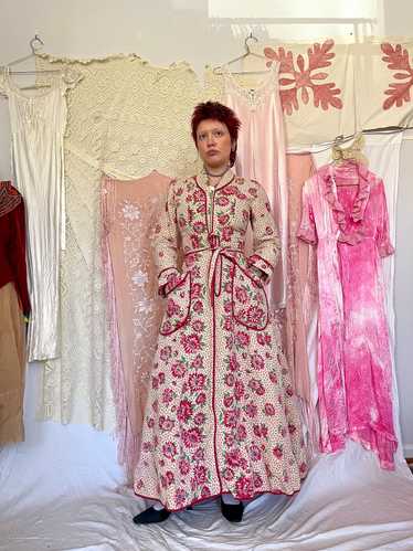 1940’s QUILTED HOUSE ROBE