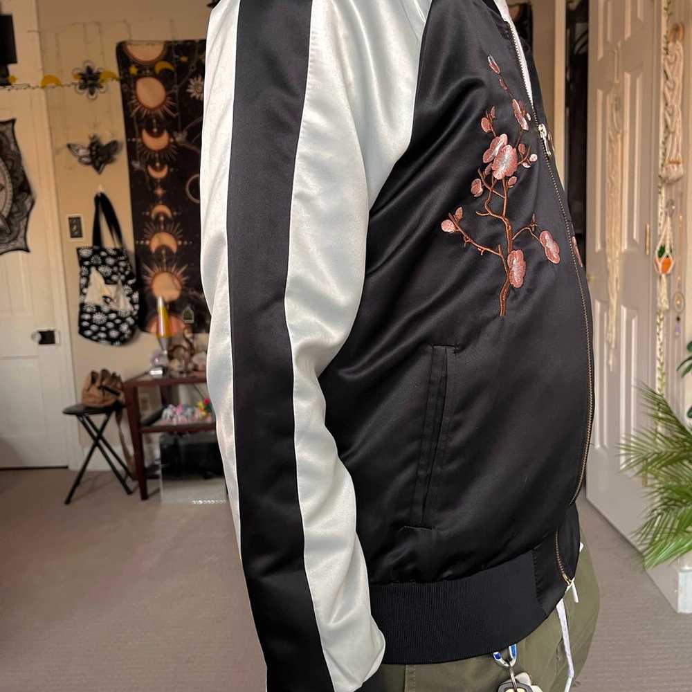 LIKE NEW Cherry Blossom Embroidery Bomber Jacket … - image 4