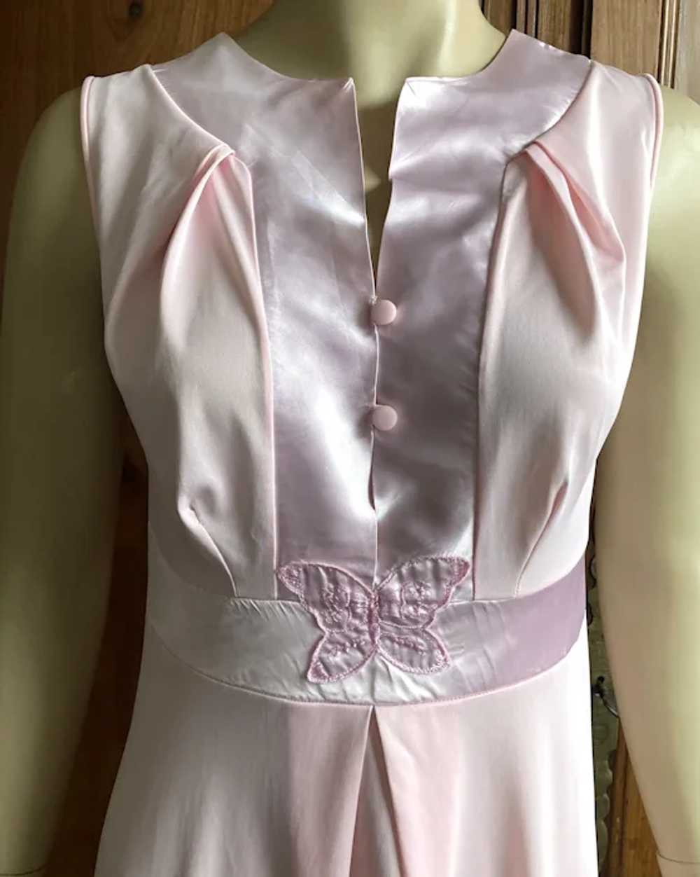 Vintage 1970's Pink Nylon Nightgown Negligee With… - image 2