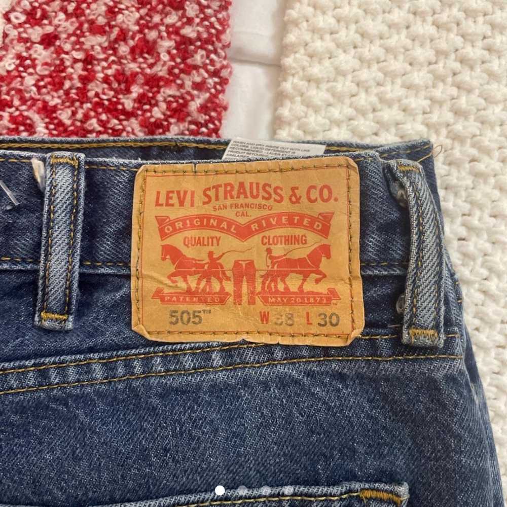 Vintage Levi 505 Jeans Men’s 38W 30L - Women’s si… - image 2