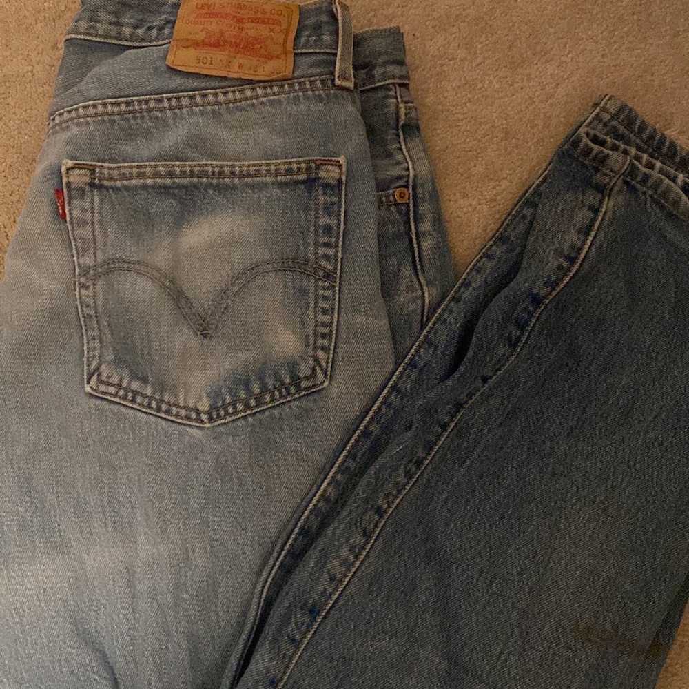 Vintage distressed Levi’s 501 jeans - image 1